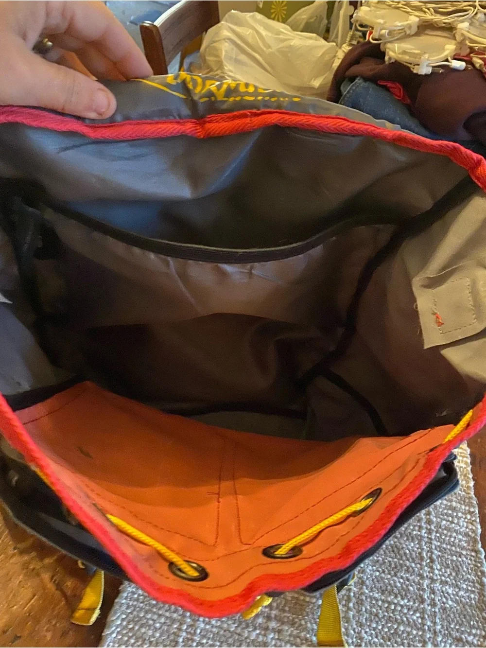 Warner Bros. Kids Backpack - Red & Yellow Hogwarts Crest